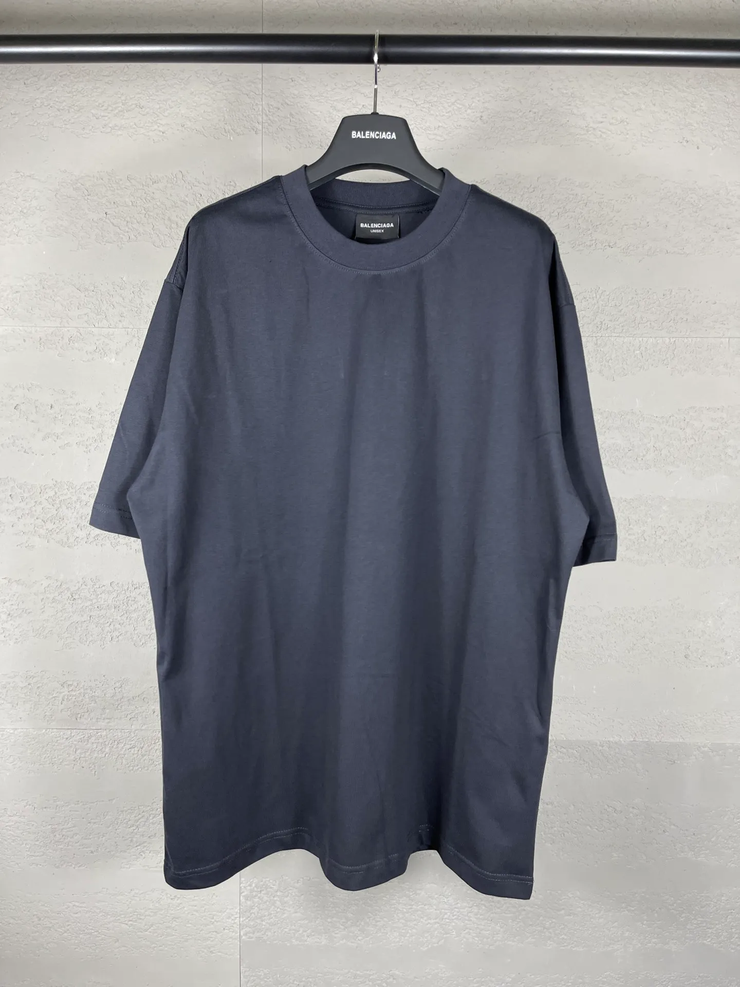 【 . Quality】BALENCI*GA/ .24SSNew Arrival ， LOGO T 。 Authentic ， . ZP . 260 ， . ， 。 。Classic . ， . ， 。 OS . Same Style ：BL 23301 ： Blue.White. Size：XS L